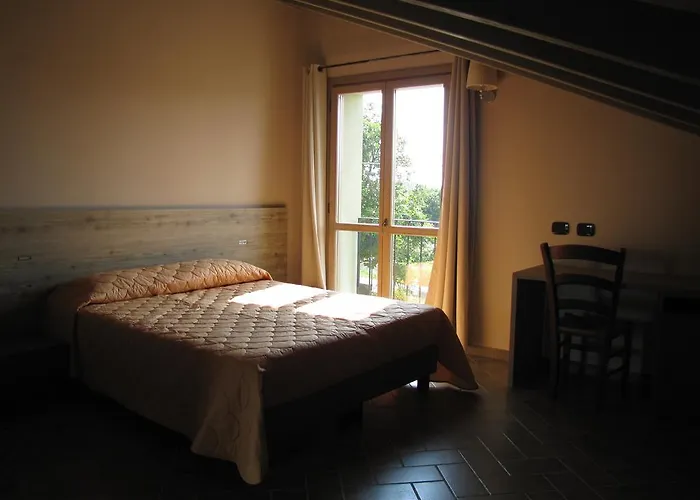 Bassanine Farmház Monticelli dʼOngina