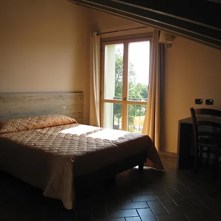 Bassanine Alloggio per agriturismo Monticelli dʼOngina
